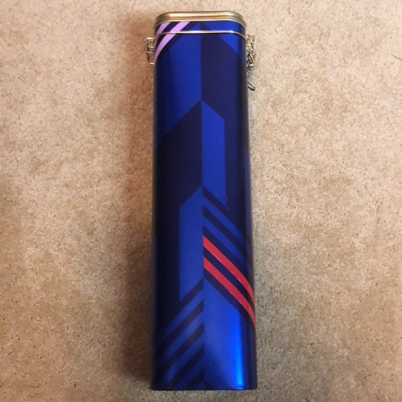 GREY GOOSE VODKA TIN - Picture 6 of 12